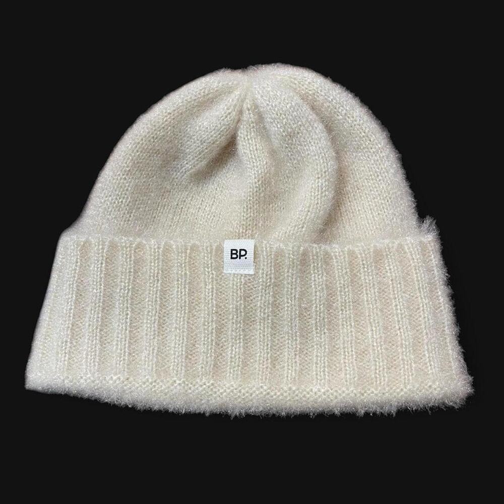 Cream bp knit beanie never